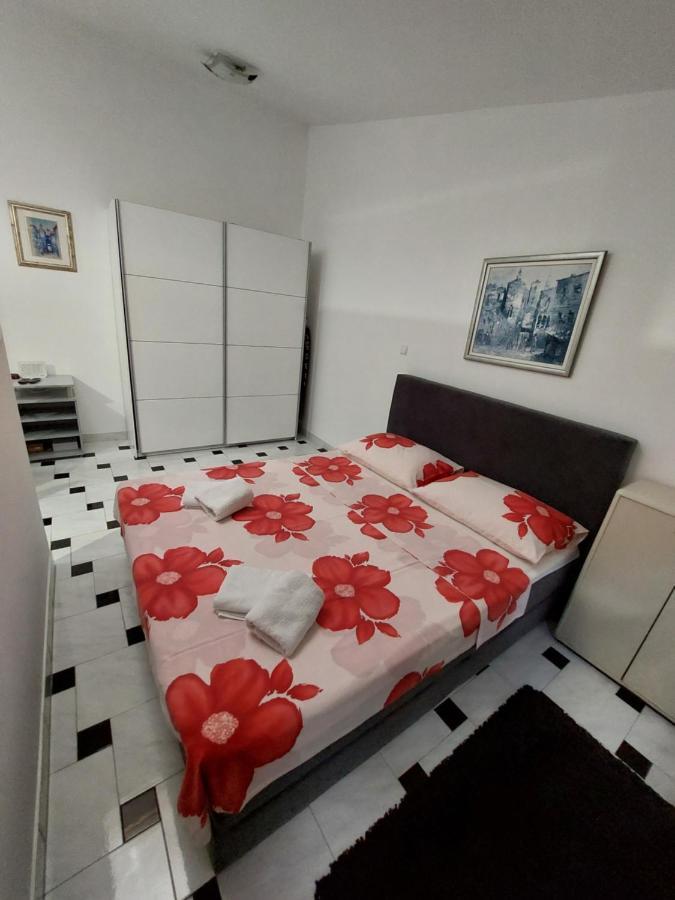 Studio Sakic Apartment Split Bagian luar foto